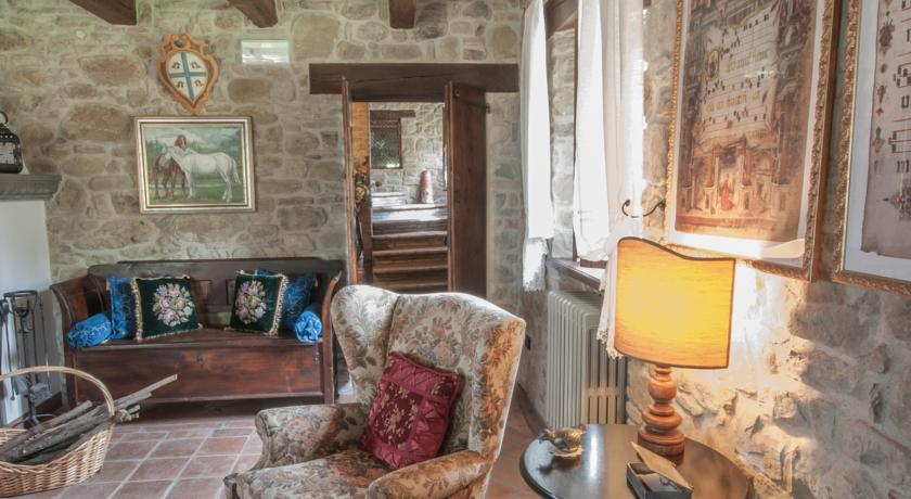 I Quattro Passeri Country House Santa Paola Bagian luar foto