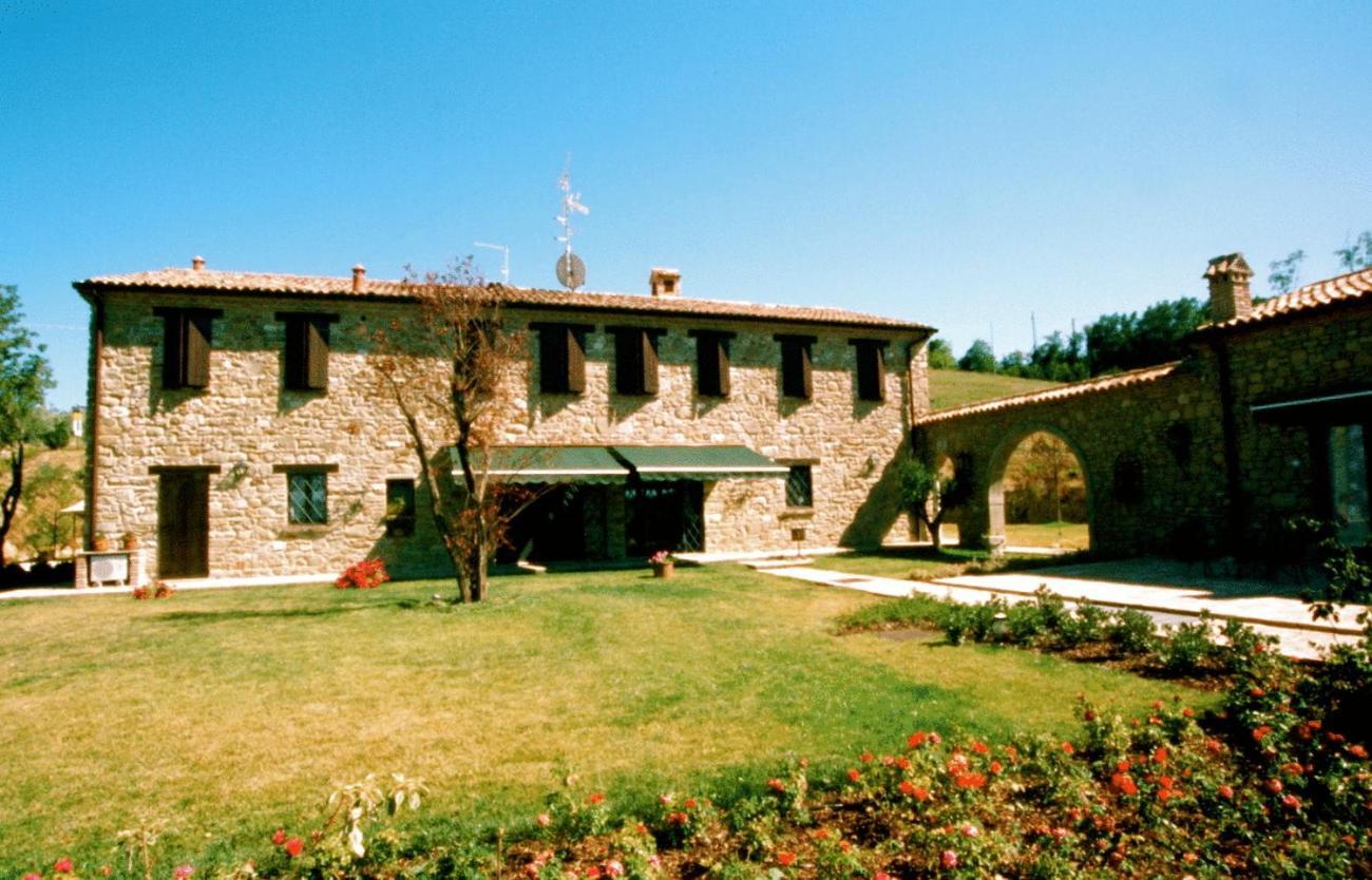 I Quattro Passeri Country House Santa Paola Bagian luar foto