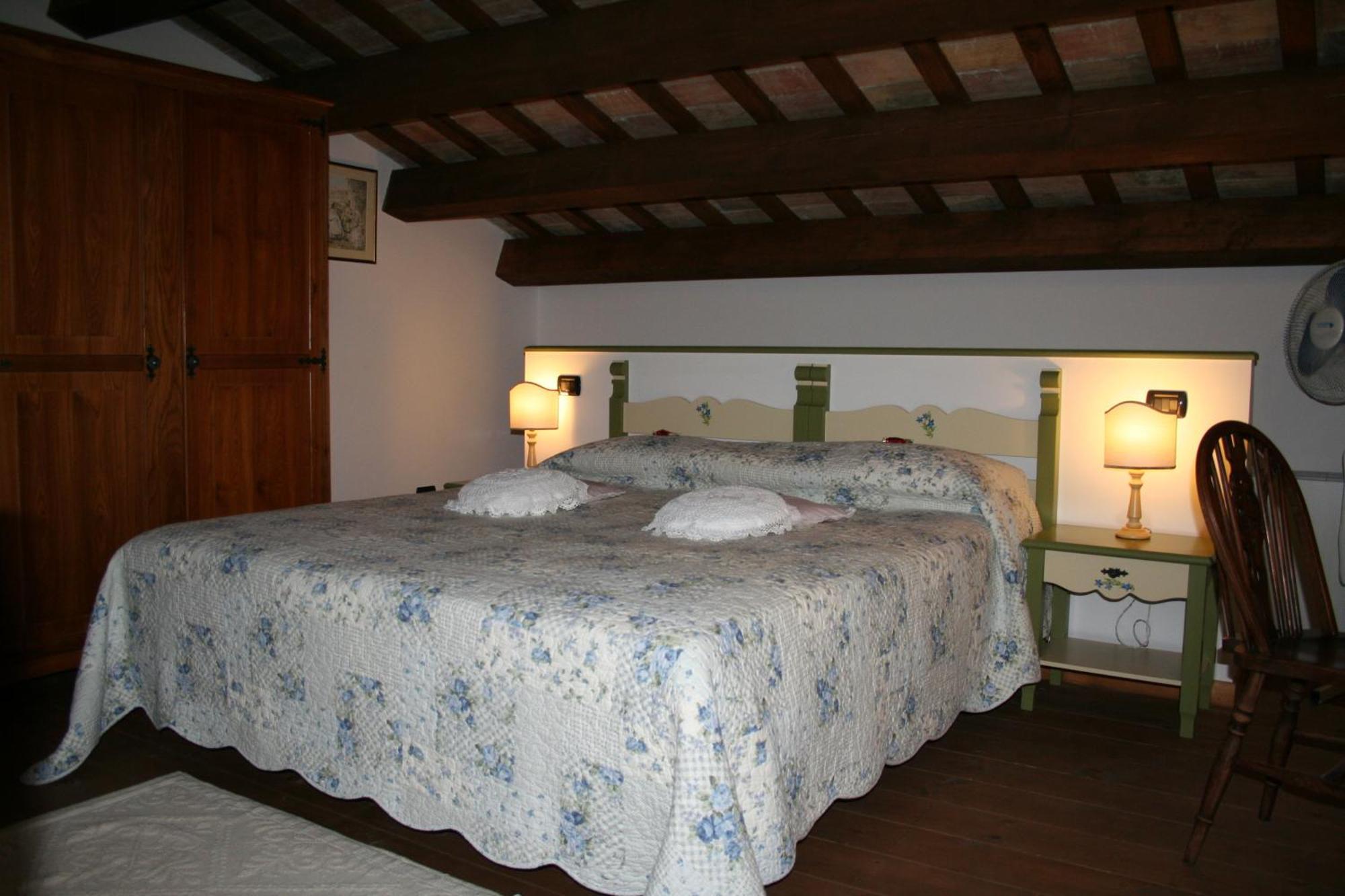 I Quattro Passeri Country House Santa Paola Bagian luar foto
