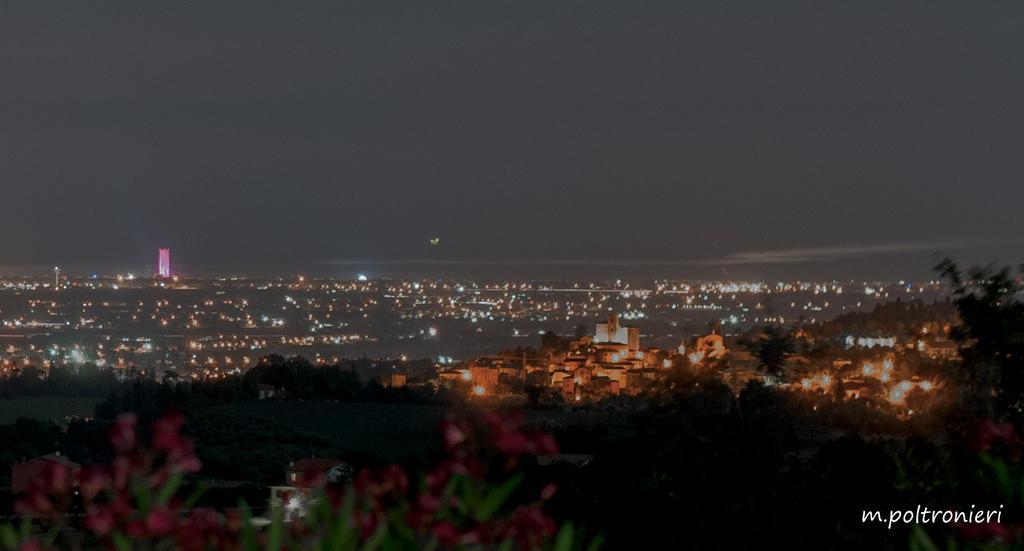 I Quattro Passeri Country House Santa Paola Bagian luar foto
