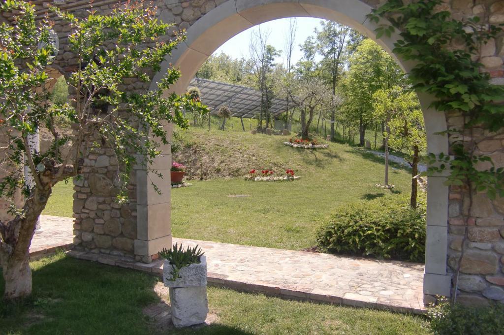 I Quattro Passeri Country House Santa Paola Bagian luar foto